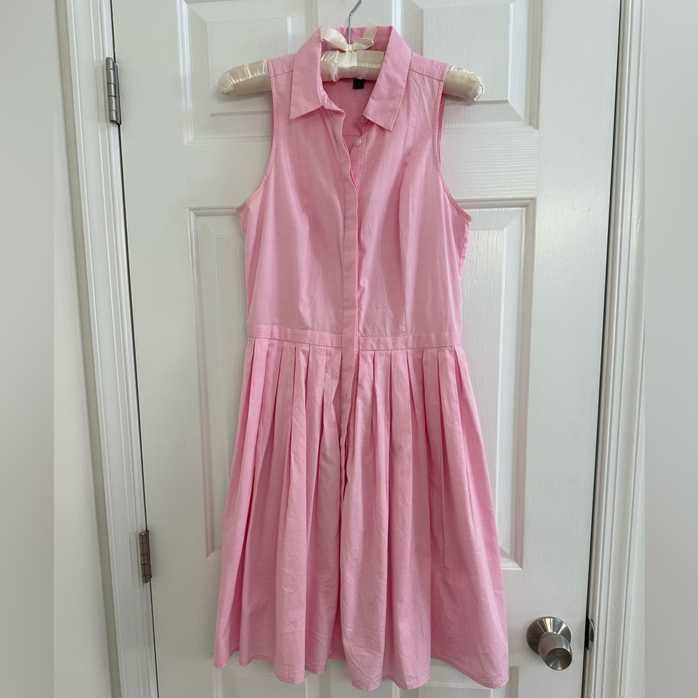 Ann Taylor Shirt Dress with pockets. Size 2